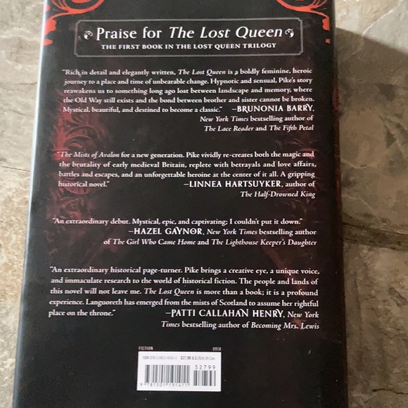 Gently used Copy of The Lost Queen - Picture 2 of 3